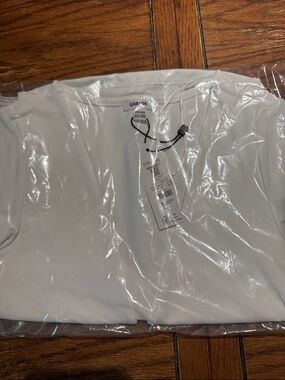 Garage Sleek Plunge Tee
